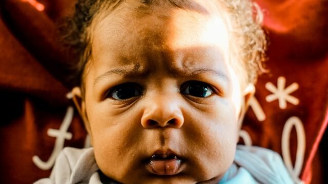 Casting bébé métisse 8-18 mois en région parisienne pour un film américain