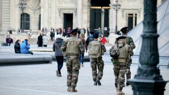 Casting silhouettes militaires en Île-de-France pour projet défense